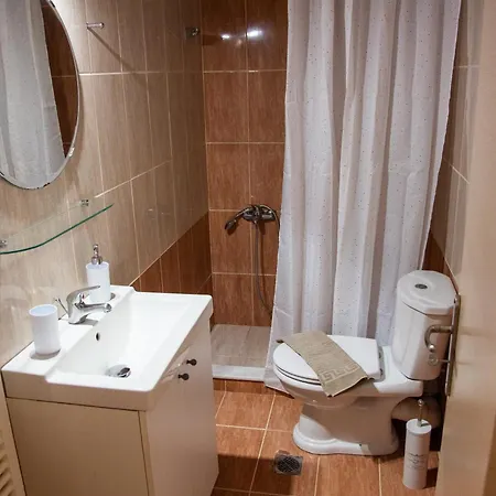 Apartment Modern At 2 *